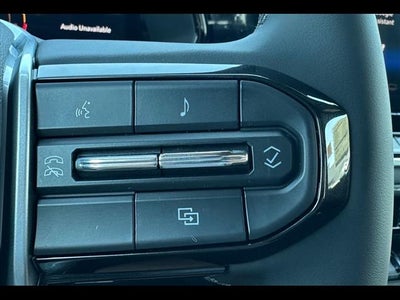 2025 Chevrolet Colorado WT/LT