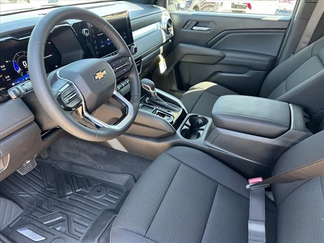 2025 Chevrolet Colorado WT/LT