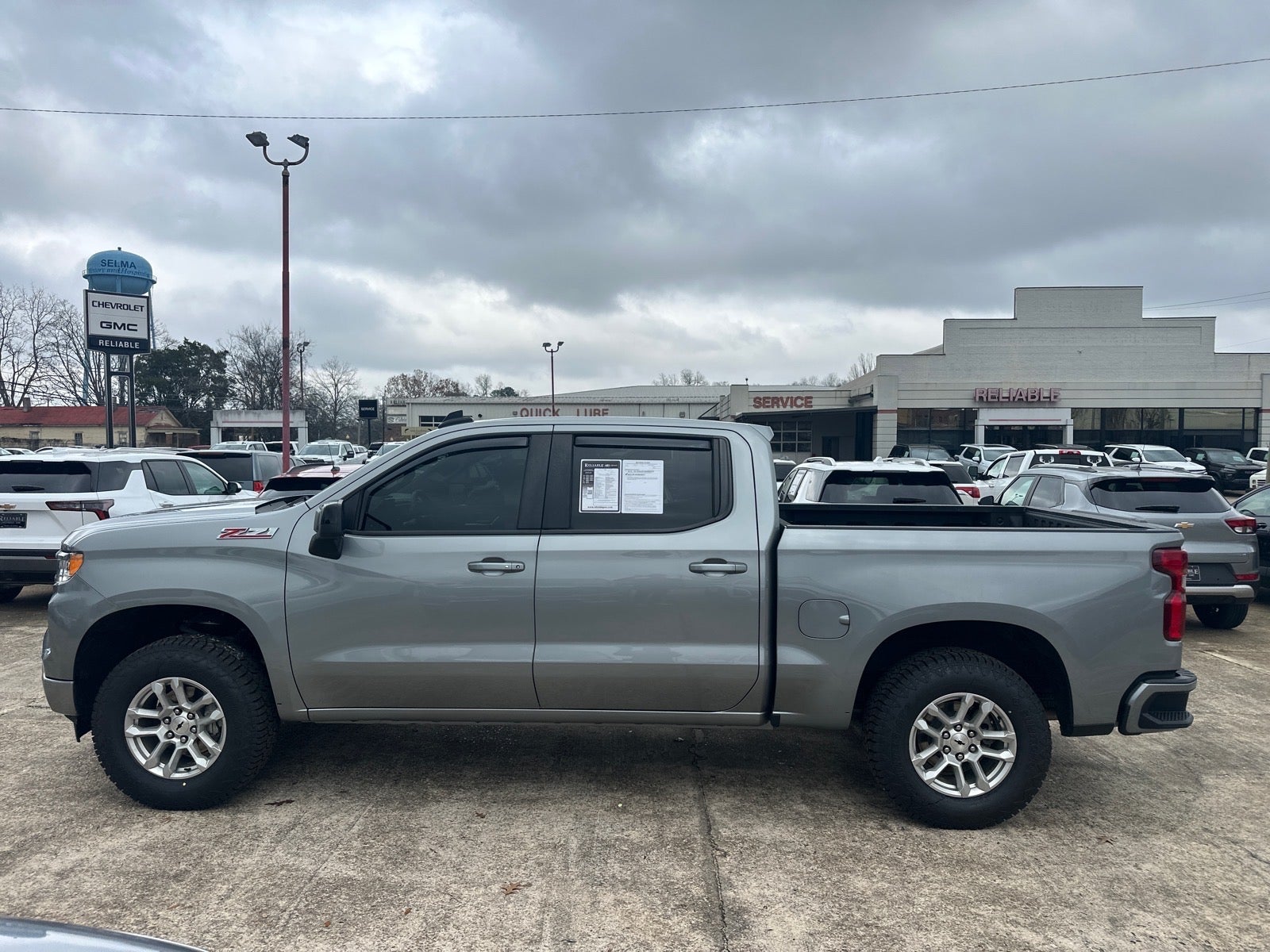 2024 Chevrolet Silverado 1500 RST