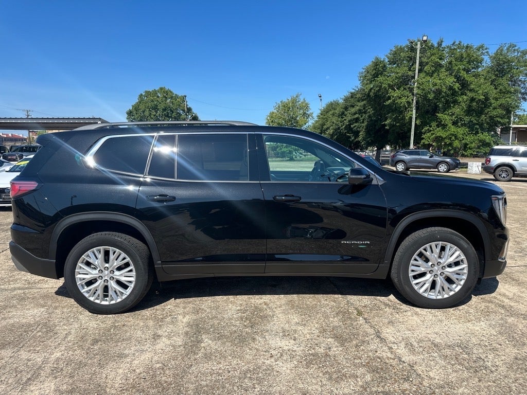 2024 GMC Acadia Elevation