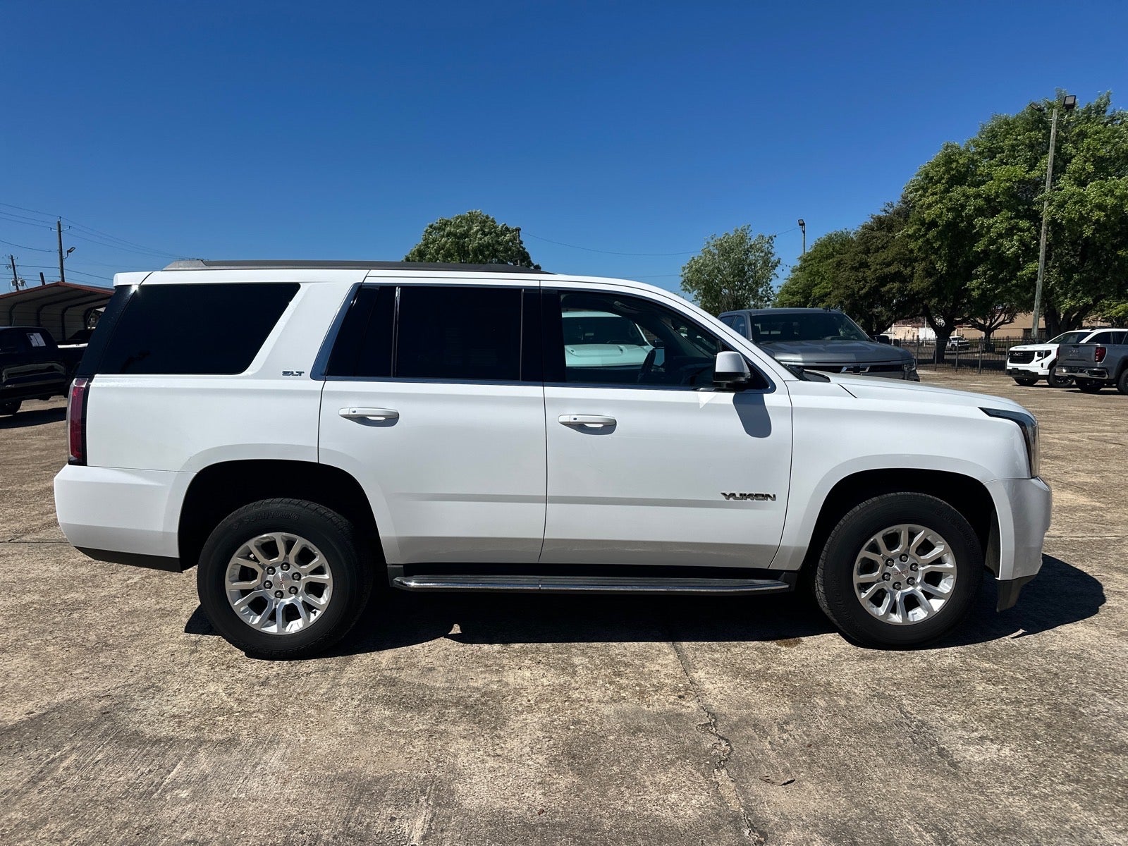 2017 GMC Yukon SLT