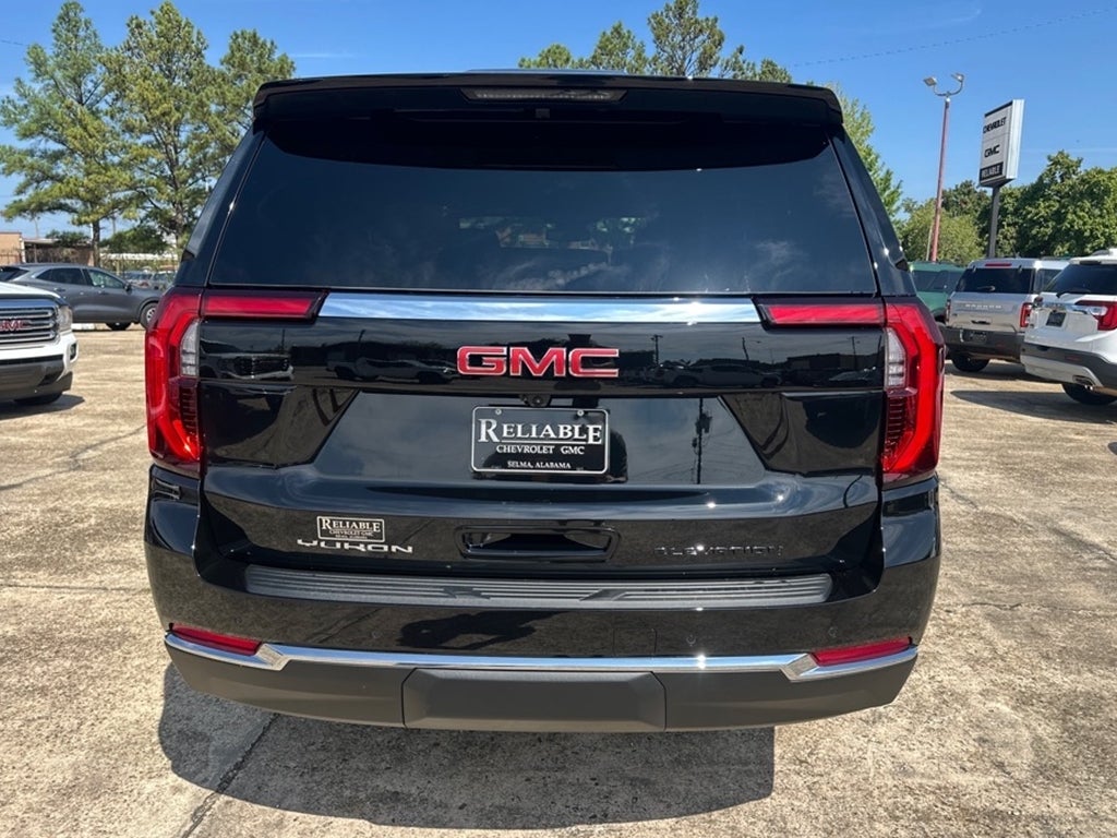 2025 GMC Yukon Elevation