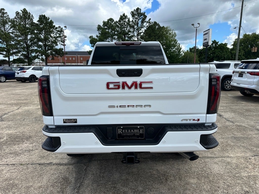 2025 GMC Sierra 2500 HD AT4