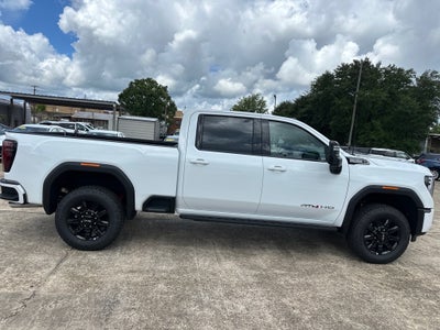 2025 GMC Sierra 2500 HD AT4