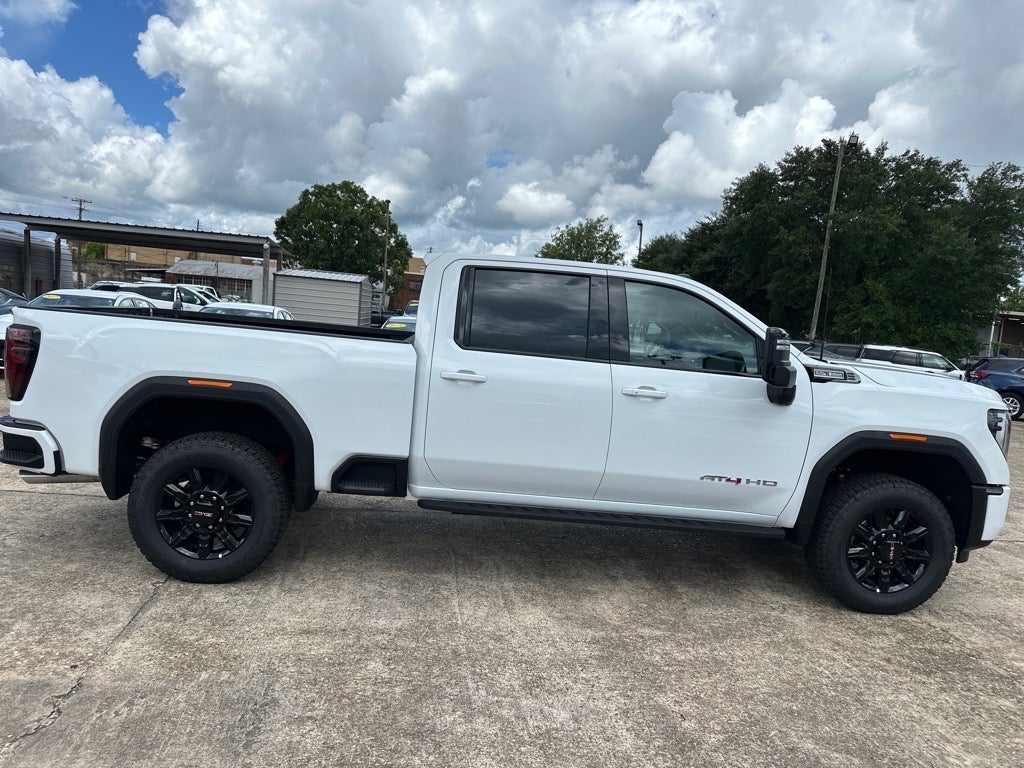 2025 GMC Sierra 2500 HD AT4