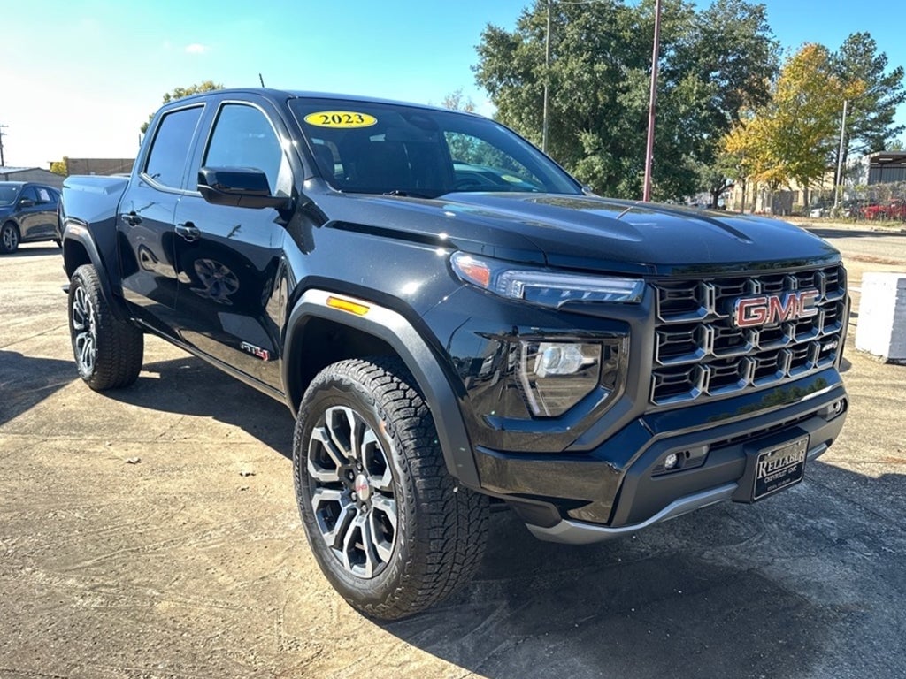 2023 GMC Canyon AT4