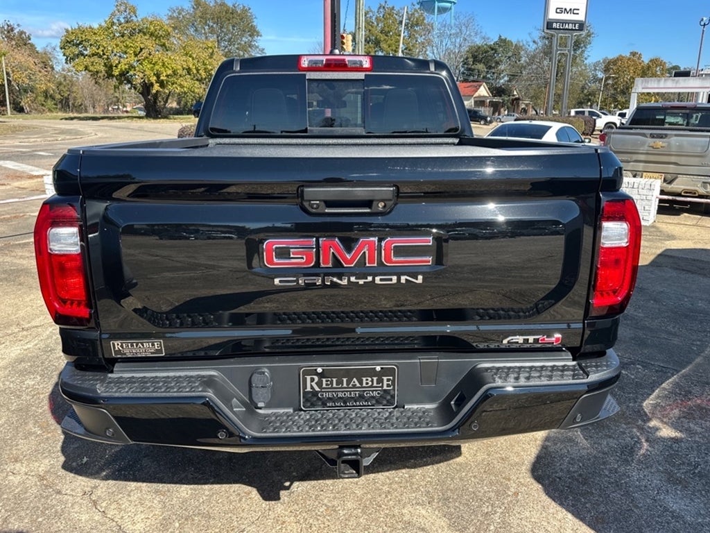 2023 GMC Canyon AT4