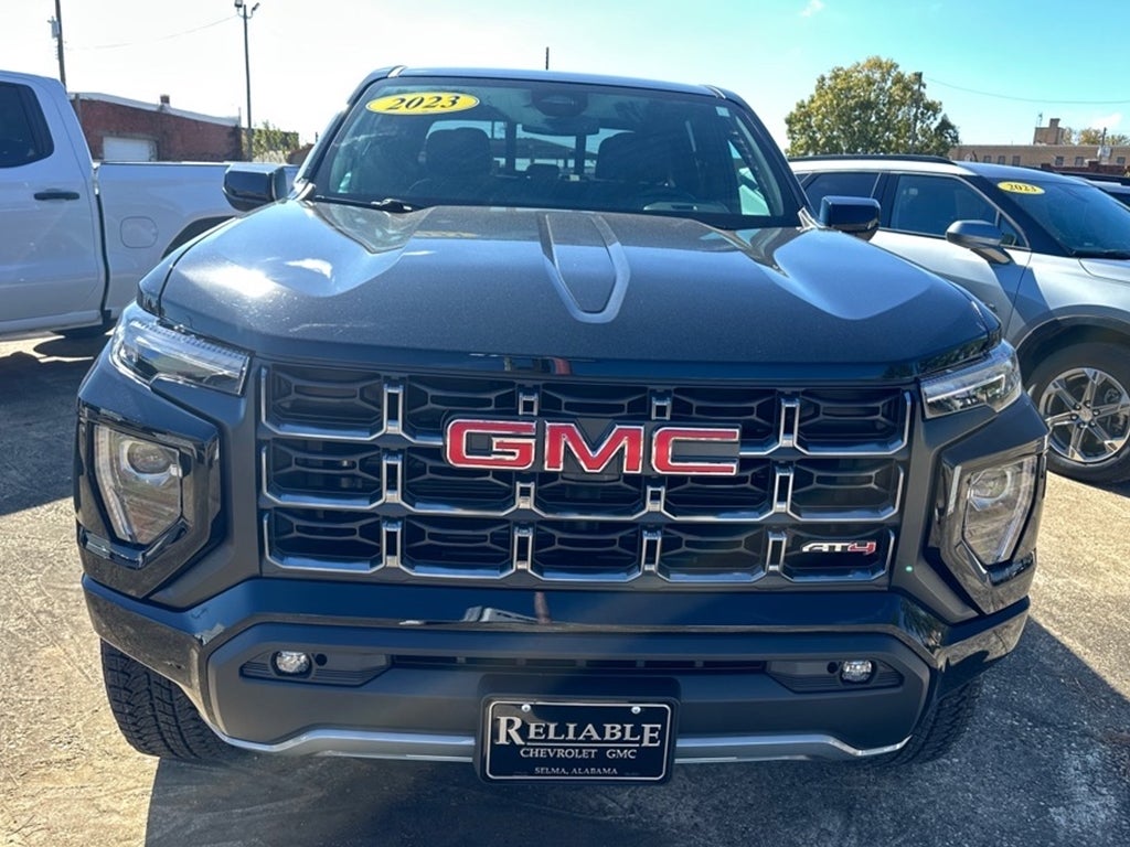 2023 GMC Canyon AT4
