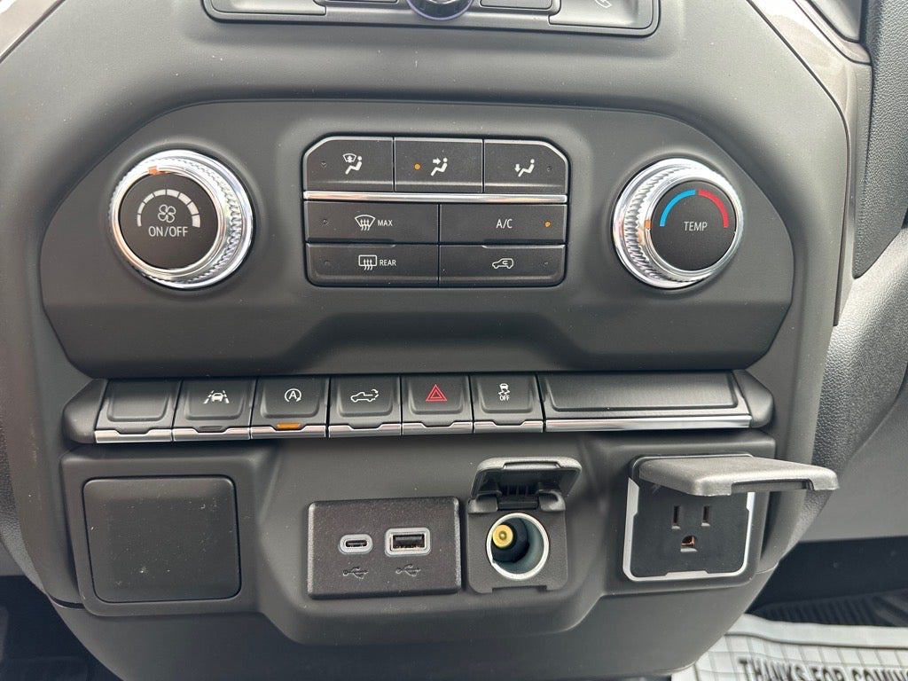 2025 GMC Sierra 1500 Pro