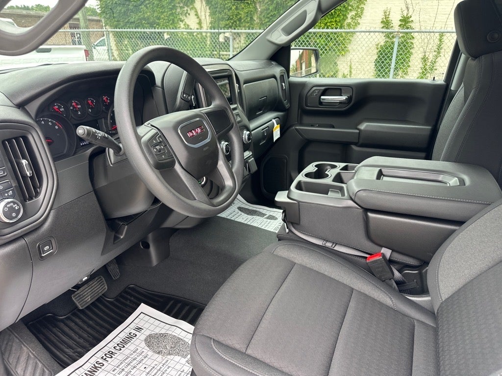 2025 GMC Sierra 1500 Pro