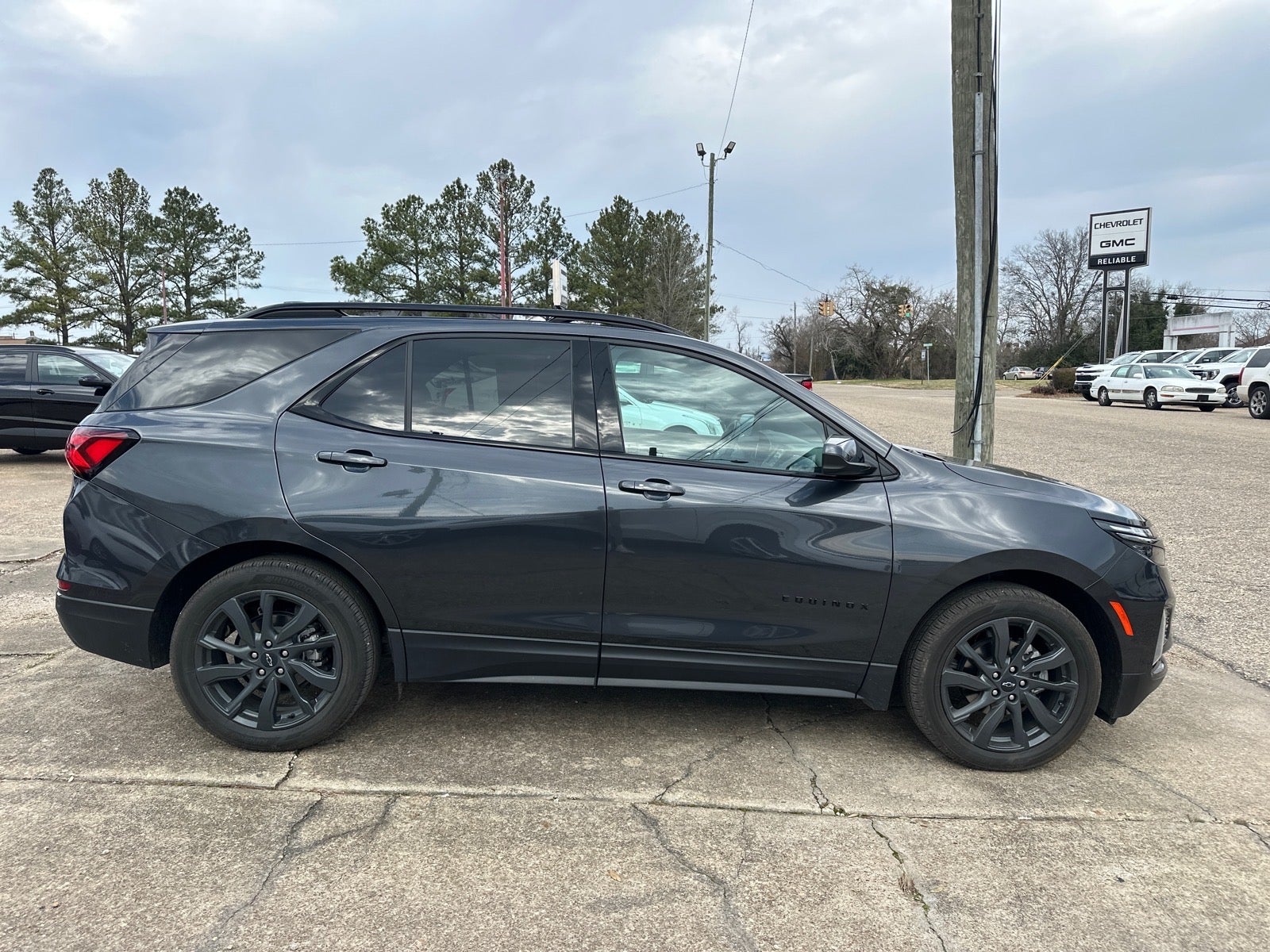 2023 Chevrolet Equinox RS