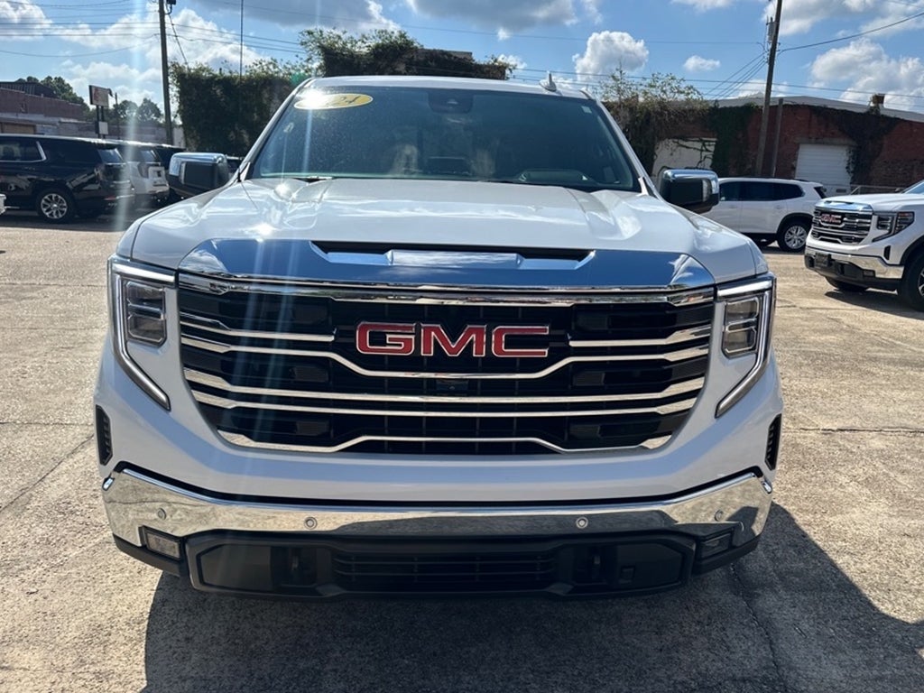 2024 GMC Sierra 1500 SLT